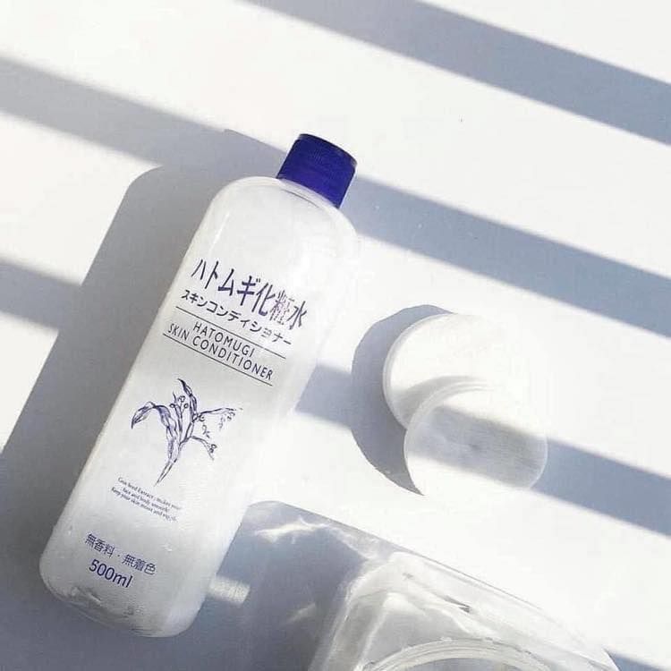 Nước Hoa Hồng Hatomugi Naturie Skin Conditioner Chiết Xuất Hạt Ý Dĩ 500ml