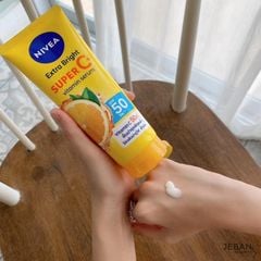 Tinh Chất Dưỡng Thể Nivea Extra Bright Super C+ Vitamin Serum SPF50 PA+++ Giúp Sáng Da 180ml