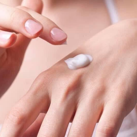 Kem Dưỡng Da Tay Kose CoenRich Q10 Cream Giảm Khô Da Tay, Dưỡng Trắng 80gr