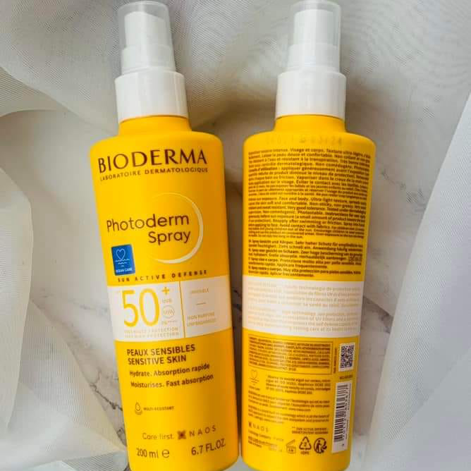 Xịt Chống Nắng Bioderma Photoderm Spray Sun Active Defense SPF50+ Bảo Vệ Da Tối Ưu 200ml