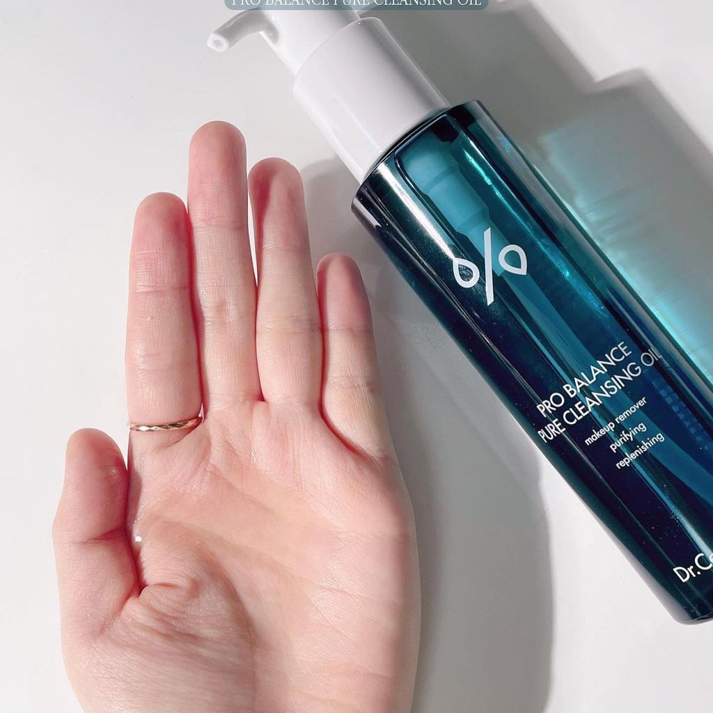 Dầu Tẩy Trang Dr.Ceuracle Pro Balance Pure Cleansing Oil Làm Sạch Da