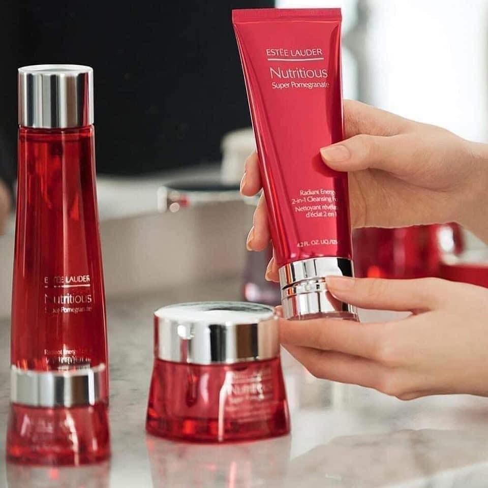 Sữa Rửa Mặt Estee Lauder Nutritious Super-Pomegranate Radiant Energy 2-in-1 Cleansing Foam Làm Sạch Da 125ml