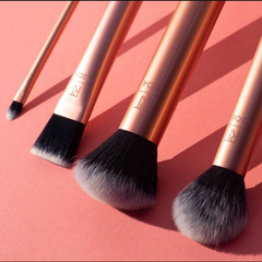 Bộ Cọ Trang Điểm Real Techniques Flawless Base Brush Set 4 Cây