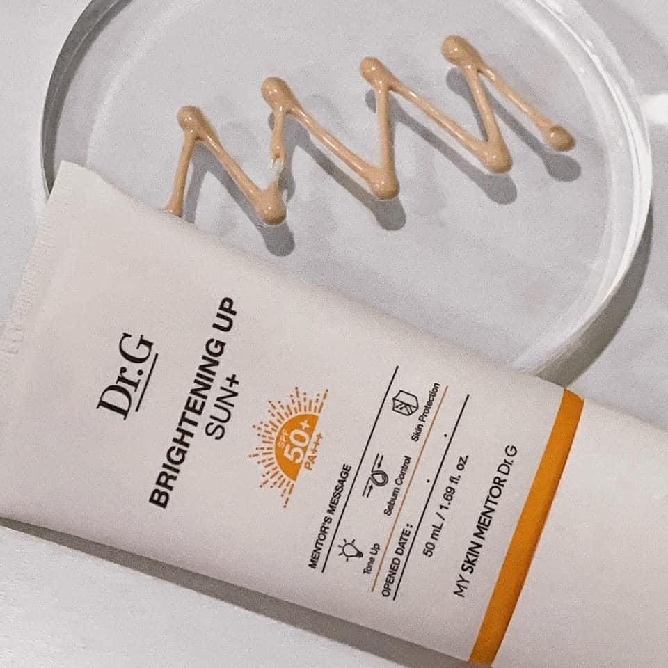 Kem Chống Nắng Dr.G Brightening Up Sun+ SPF50+ PA+++ Nâng Tông Da
