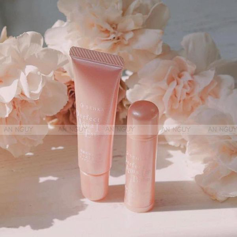 Son Dưỡng Môi Cấp Ẩm Senka Perfect Aqua Lip Balm 4.5g