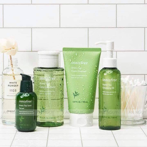 Nước Tẩy Trang Innisfree Green Tea Cleansing Water Chứa Trà Xanh Cho Da Dầu Mụn 300ml