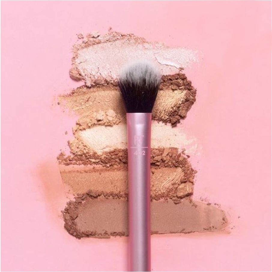 Cọ Má Hồng Real Techniques Cheek Setting Brush