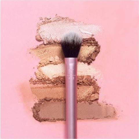 Cọ Má Hồng Real Techniques Cheek Setting Brush