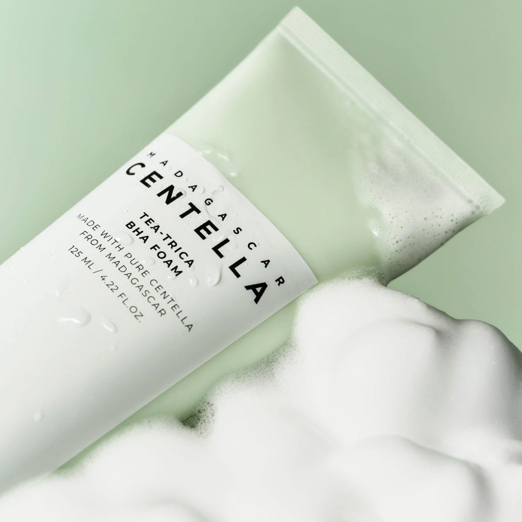 Sữa Rửa Mặt Skin1004 Tea-Trica BHA Foam Sạch Sâu, Kiểm Soát Dầu 125ml