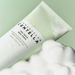 Sữa Rửa Mặt Skin1004 Tea-Trica BHA Foam Sạch Sâu, Kiểm Soát Dầu 125ml