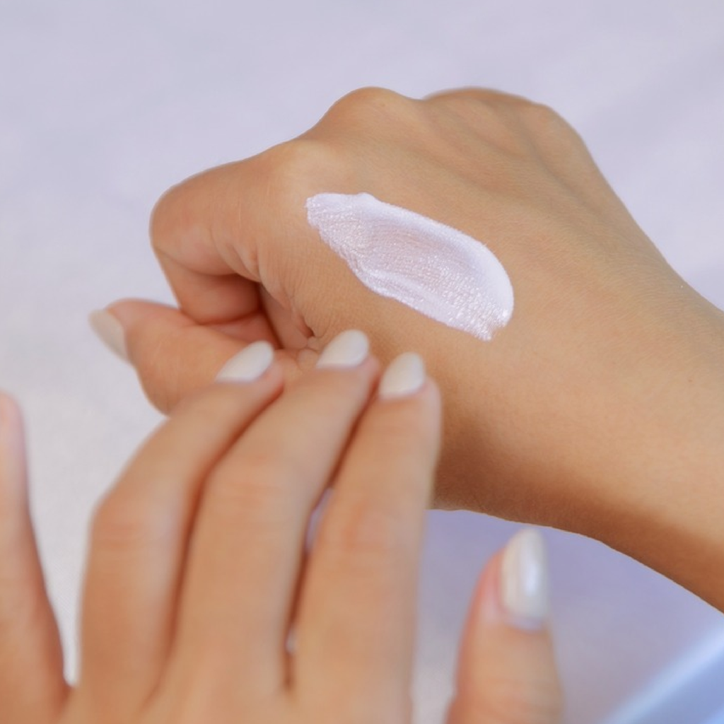 Serum Chống Nắng Anessa Day Serum SPF50+ PA++++ Dưỡng Sáng, Nâng Tone 30ml