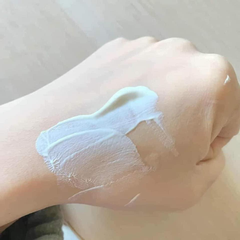 Kem Chống Nắng Vichy Capital Soleil Dry Touch Face Emulsion SPF50 Cho Da Dầu, Hỗn Hợp 50ml