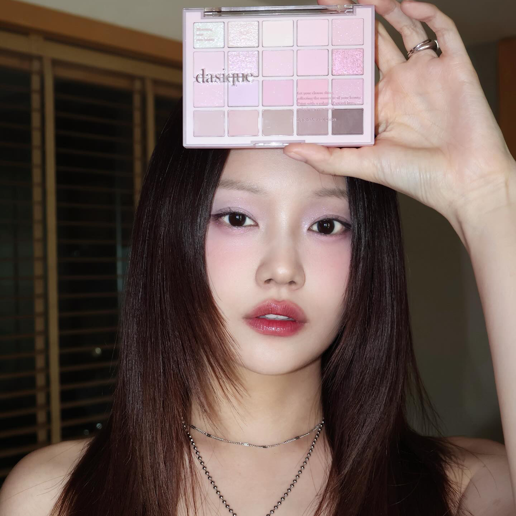 Bảng Mắt 20 Ô Dasique Eye Shadow 10.5g