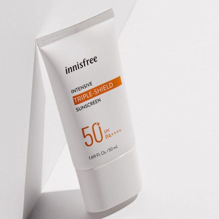 Kem Chống Nắng Innisfree Intensive Triple-Shield Sunscreen SPF50+ PA++++ Dưỡng Trắng Chống Nhăn 50ml