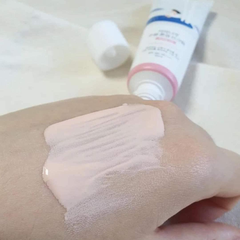 Kem Chống Nắng Round Lab Birch Juice Moisturizing Tone-Up Sunscreen Nâng Tông Trắng Hồng 50ml