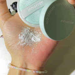 Phấn Phủ Innisfree No-Sebum Mineral Powder Kiềm Dầu, Giúp Da Khô Thoáng 5gr