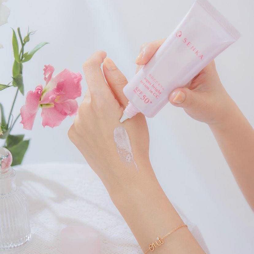 Chống Nắng Serum Senka 3 In 1 Aqua Bright Serum In CC SPF 50+ PA++++ Dưỡng Sáng 40g