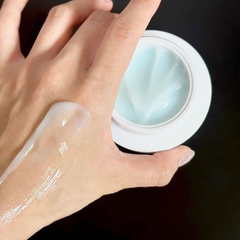 Combo 3 Món Mặt Nạ Ngủ Belif Super Knights - Multi Vitamin Mask 75ml + Kem Dưỡng Belif The True Cream - Aqua Bomb 10ml + Tinh Chất Belif Numero 10 Essence 35ml