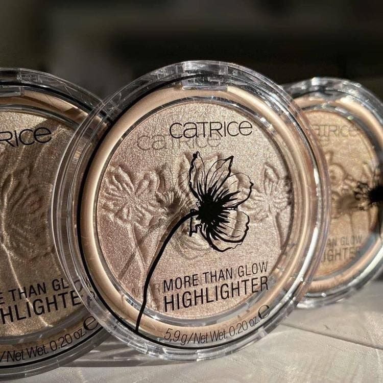 Phấn Bắt Sáng Catrice More Than Glow Highlighter 5.9g