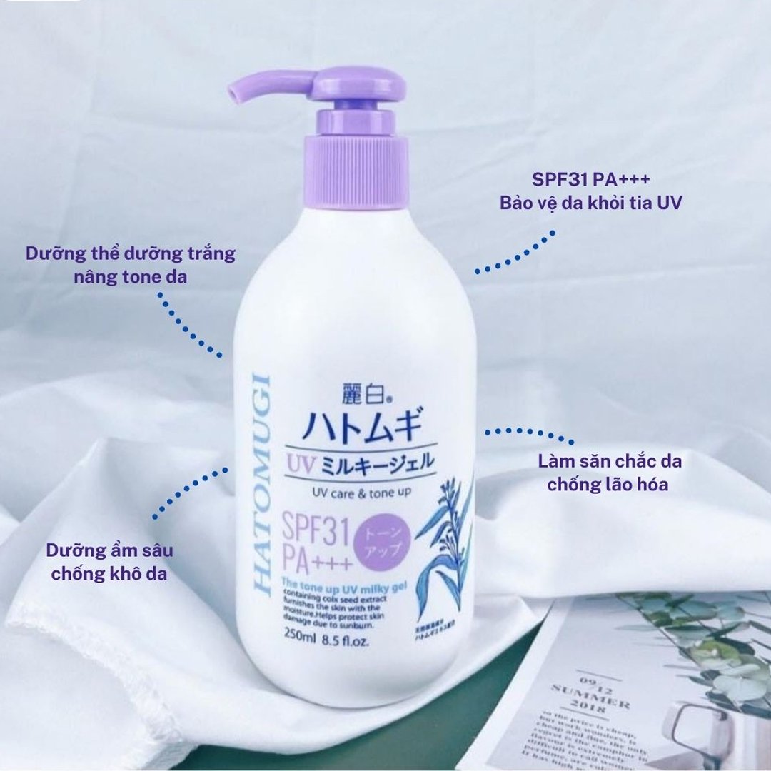 Dưỡng thể Hatomugi UV Care & Tone Up SPF31 PA+++ Dưỡng Ẩm, Bảo Vệ Da  250mlDưỡng thể Hatomugi UV Care & Tone Up SPF31 PA+++ 250ml – annguy.beauty