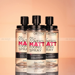 Xịt Khoá Nền Catrice Oil Control Matt Fixing Spray Kiềm Dầu Giữ Lớp Makeup 50ml