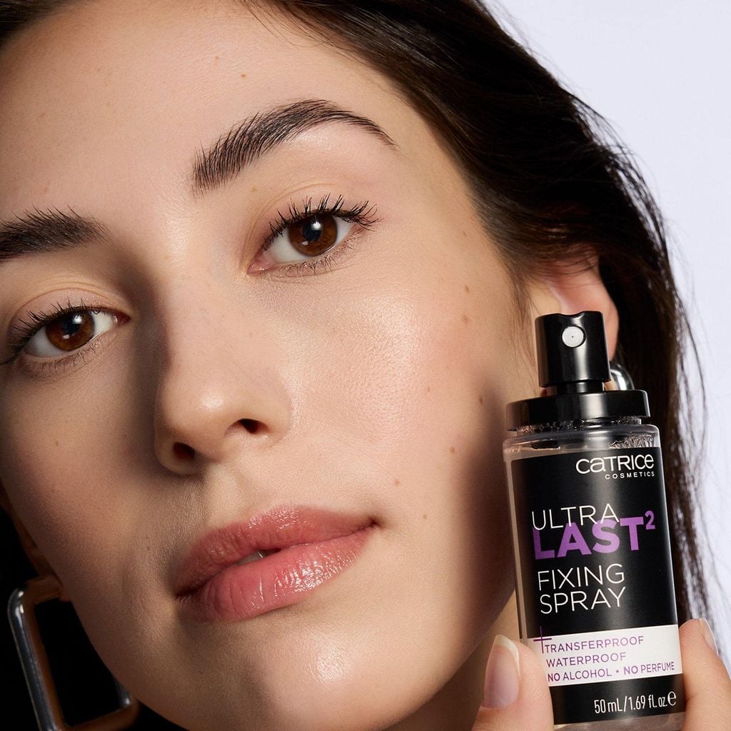 Xịt Khóa Nền Catrice Ultra Last2 18H Long Lasting Fixing Spray 50ml