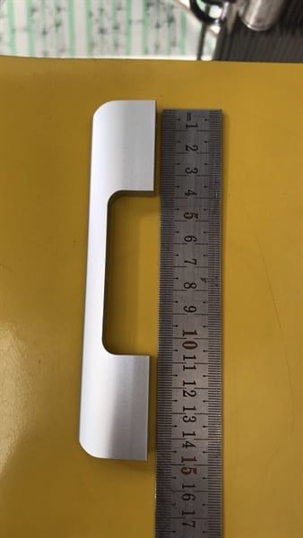 Tay nắm tủ màu nhôm mờ Vinahardware