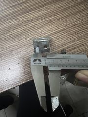 Pat ( Bas) ke 3 lỗ màu trắng- BV2525Z