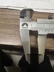 Pat ( Bas) ke 3 lỗ màu trắng- BV2525Z