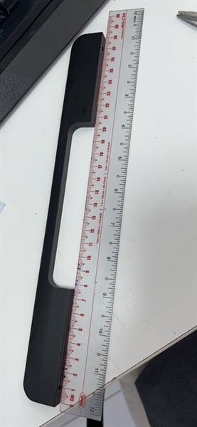 Tay Nắm Tủ Nhôm Màu Đen Loại Nặng 1316.4.04111