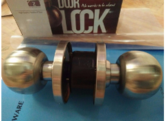 Khóa cửa tay tròn inox xi crom vàng – Mã 1510.2.09500 | Vinahardware