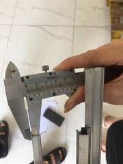 RAY NHÔM CỬA LÙA TREO RÃNH U – V