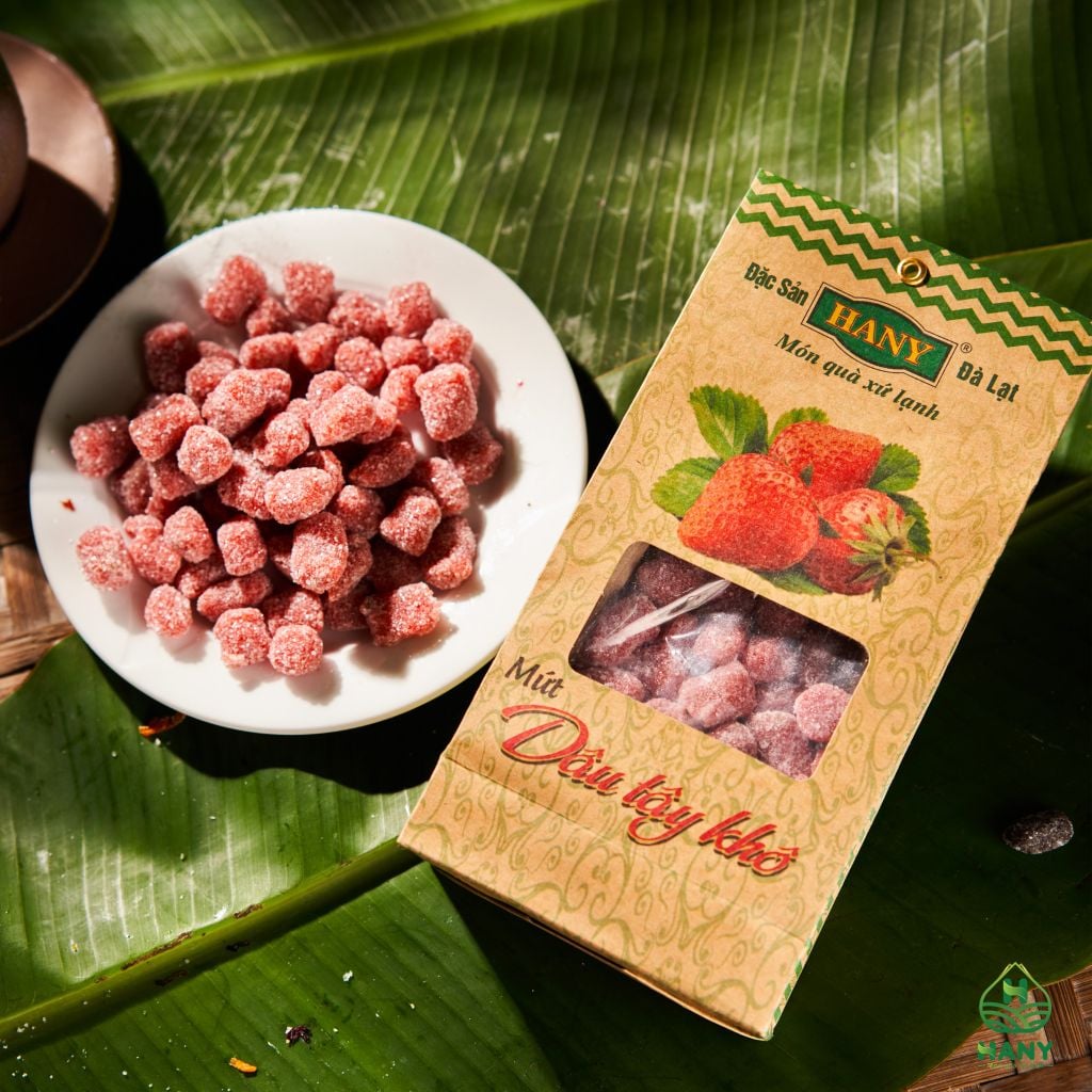 Mứt dâu tây khô gói giấy 200g