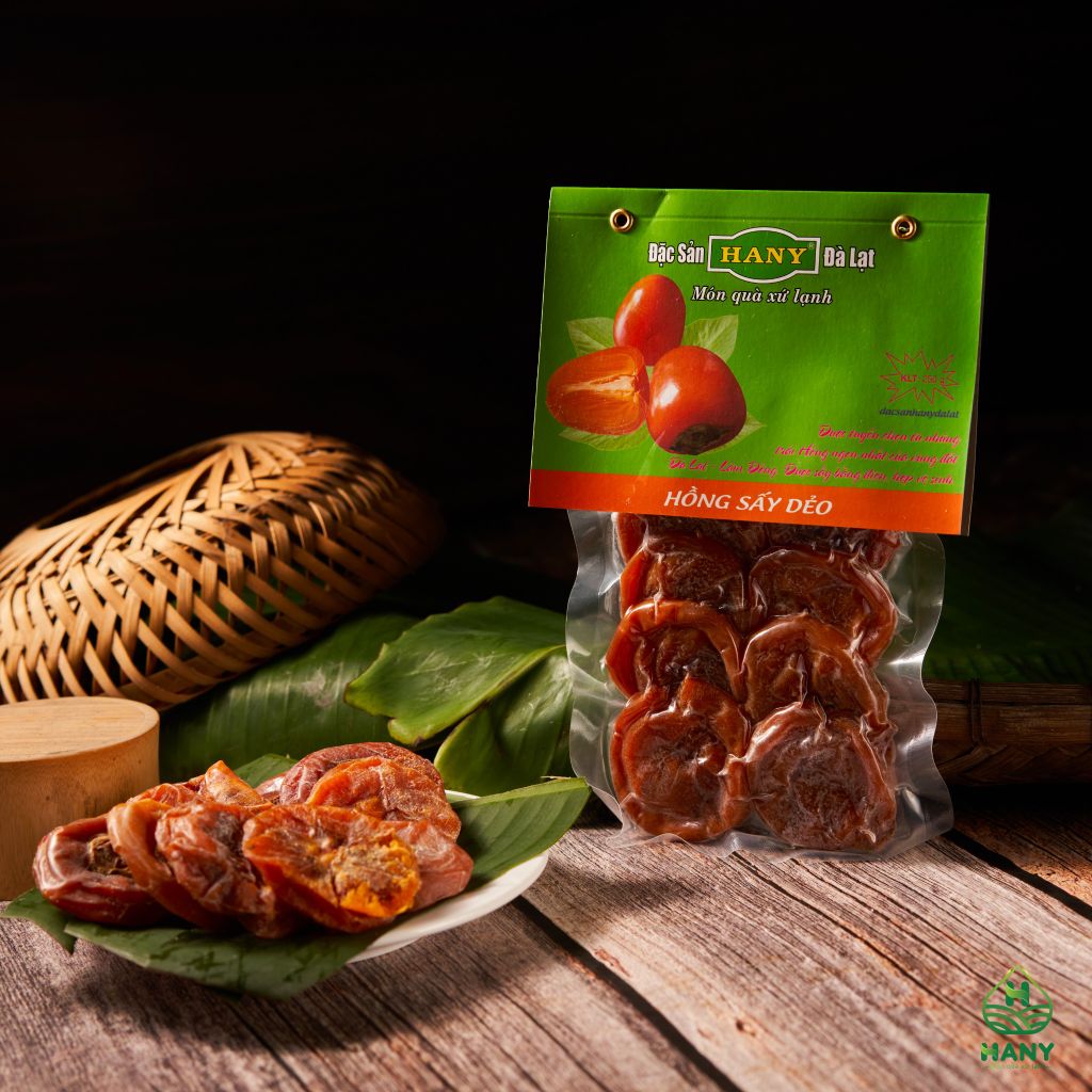 Hồng sấy dẻo nguyên trái