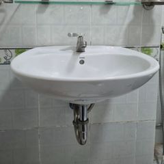 CHẬU LAVABO TRÈO TƯỜNG TOTO LT300C