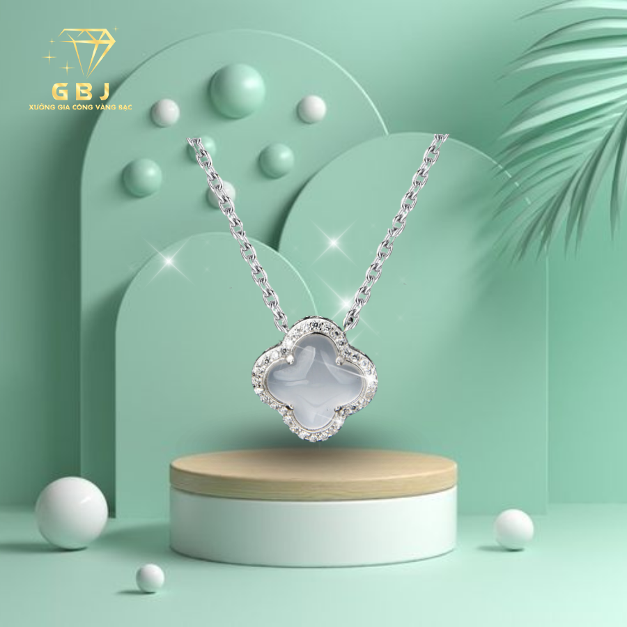Dây Chuyền LM 4 Cánh Viền Đá Trắng Chuẩn Bạc 925 - GBJ48674 - Gia Bảo Jewelry