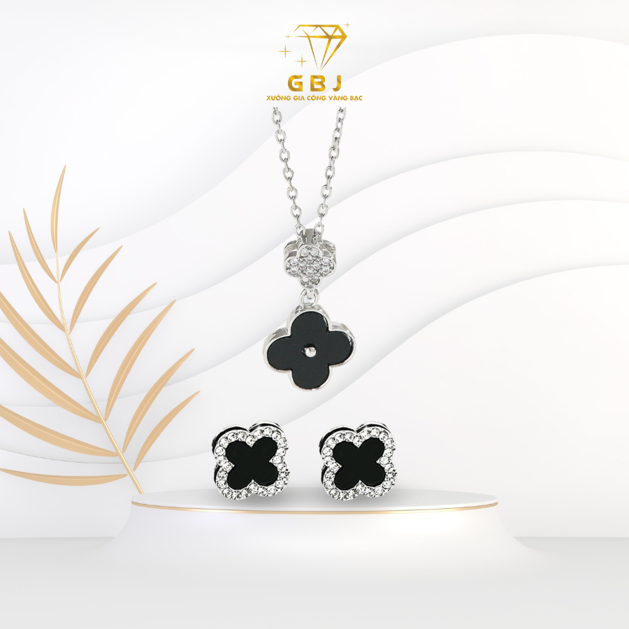 Combo dây chuyền bông tai cỏ 4 lá viền đá (chốt vặn) GBJ52209+ GBJ47753- Gia Bảo Jewelry