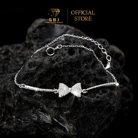 Combo Bông Tai Hình Nơ Đính Đá + Lắc Tay Hình Nơ + Nhẫn Xoàn Hoa 6 Chấu Chuẩn Bạc 925 - GBJ47501+GBJ48692+GBJ47421 - Gia Bảo Jewelry