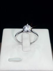 Nhẫn Bạc 4 Chấu Viền Đ.á Tấm Viên Chủ 6Li3 (freesize) - GBJ48180 - Gia Bảo Jewelry (Có Xi Kim)