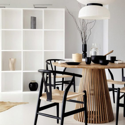  Bàn ăn Maru phong cách tối giản 