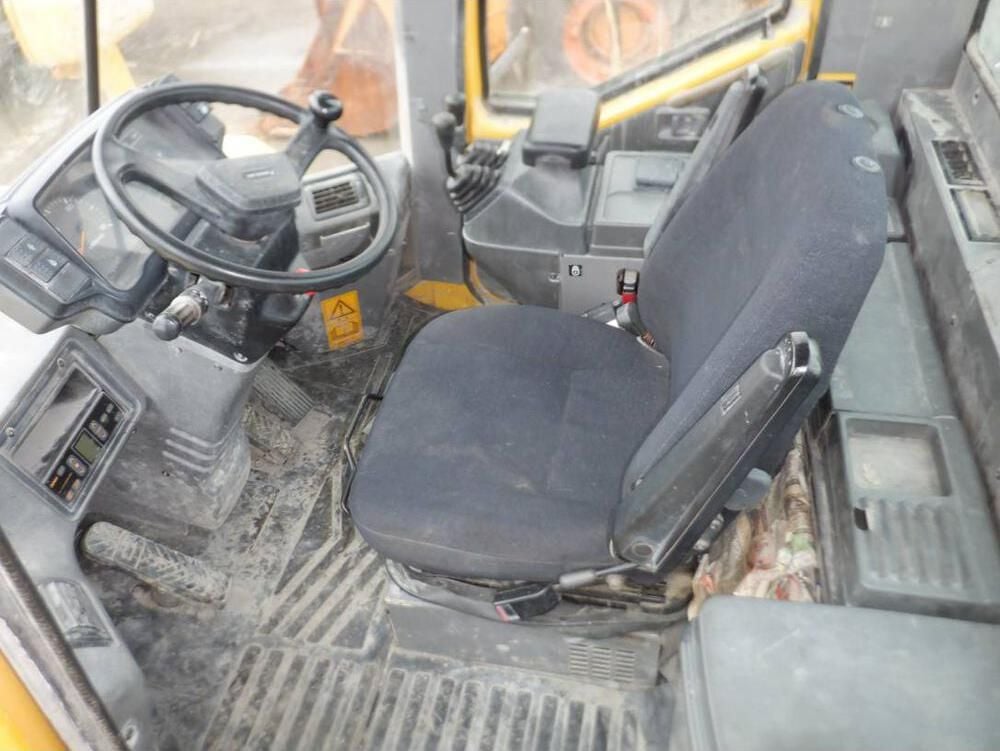 Xe xúc lật bánh lốp KAWASAKI 97ZV | VIJACO JSC Xe xúc lật bánh lốp KAWASAKI 97ZV | VIJACO JSC