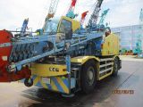  Máy cẩu bánh lốp KOBELCO RK250-7 