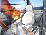  Xe đào bánh xích Hitachi ZX200-5B 