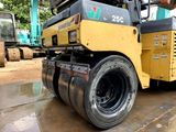  Xe lu rung Komatsu JV25CW-3 