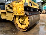  Xe lu rung Komatsu JV25CW-3 