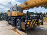  Máy cẩu bánh lốp TADANO GR250N-2 