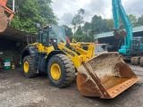  Xe xúc lật Komatsu WA380-8 gầu 3.5 khối 