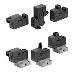  Van Điện Từ 3 Cổng, Tác Động Trực Tiếp, Phốt Đàn Hồi Trên Thân , Clean Series 10-SY100 Series - SMC 