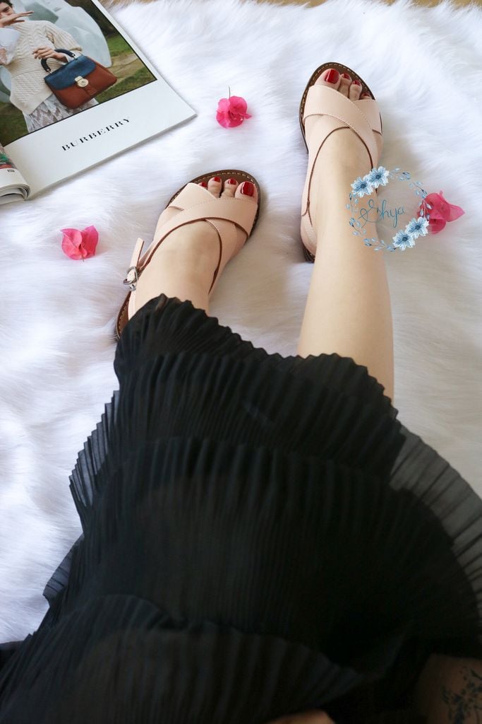 Dép Sandal Nữ Đế Bệt Quai Bản To Có Bigsize HISHOO S002
