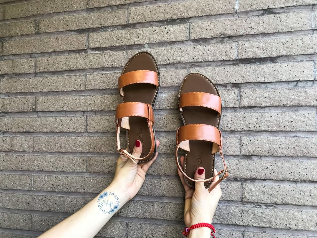 Giày Sandal Nữ Quai Ngang Da Mềm Có Bigsize Hishoo S050